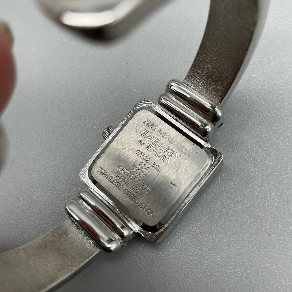 Embassy By Gruen GEM2138L Womens Watch 22mm Square MOP Silver Tone New Battery